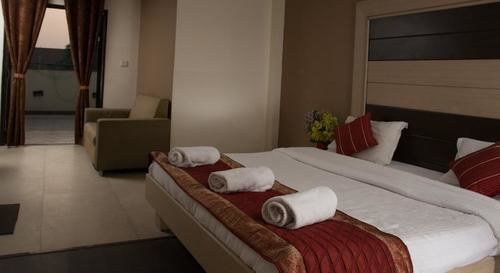Pacific Inn Huda City Centre Sec 41 Гургаон Экстерьер фото