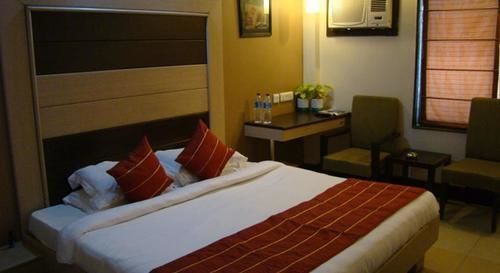 Pacific Inn Huda City Centre Sec 41 Гургаон Экстерьер фото