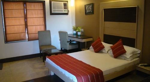 Pacific Inn Huda City Centre Sec 41 Гургаон Экстерьер фото