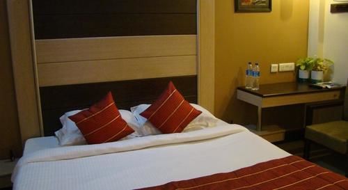Pacific Inn Huda City Centre Sec 41 Гургаон Экстерьер фото